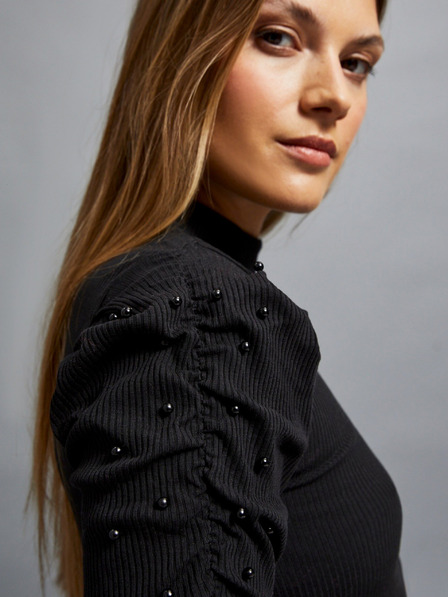 Moodo Crna ženska rebrasta bluza s rukavima na volane i dolčevitom marke Moodo