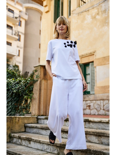 Moodo Bijela bluza s crnim cvjetovima