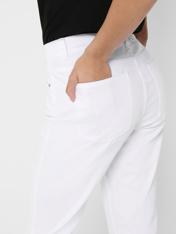 ONLY Emily Traperice