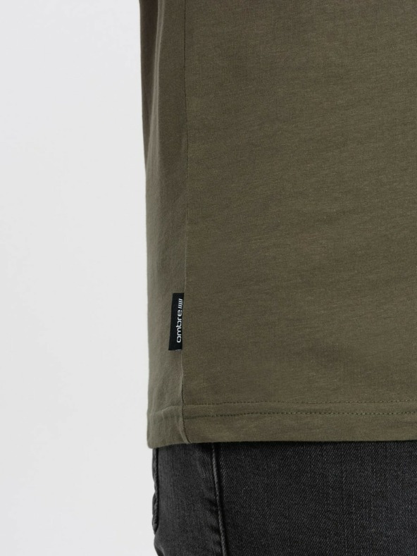 Ombre Clothing Kaki muška osnovna majica s V-izrezom Ombre odjeća