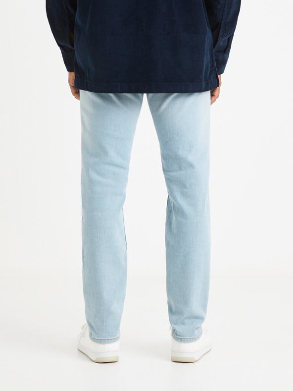 Celio Svijetloplave muške traperice ravnog kroja s poderanim efektom Celio Vomarble