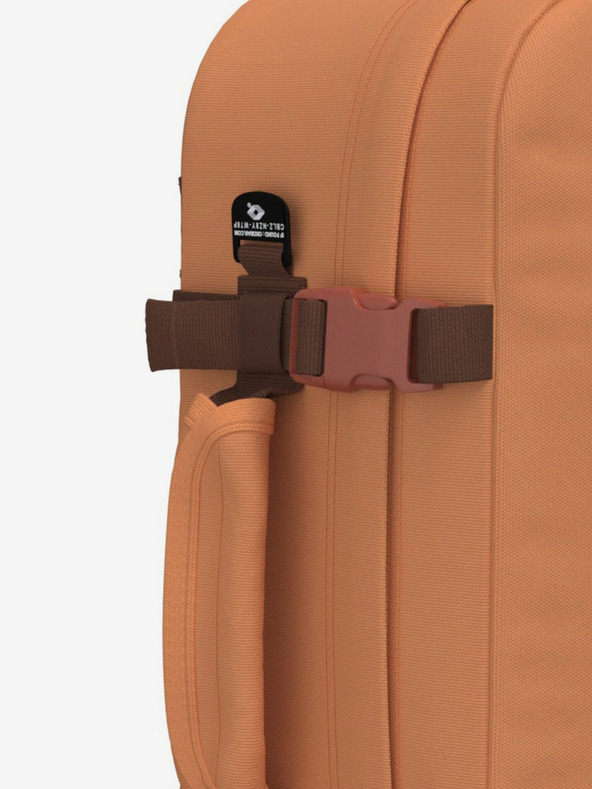 CabinZero Smeđi ženski ruksak CabinZero Classic 44L Gobi sands