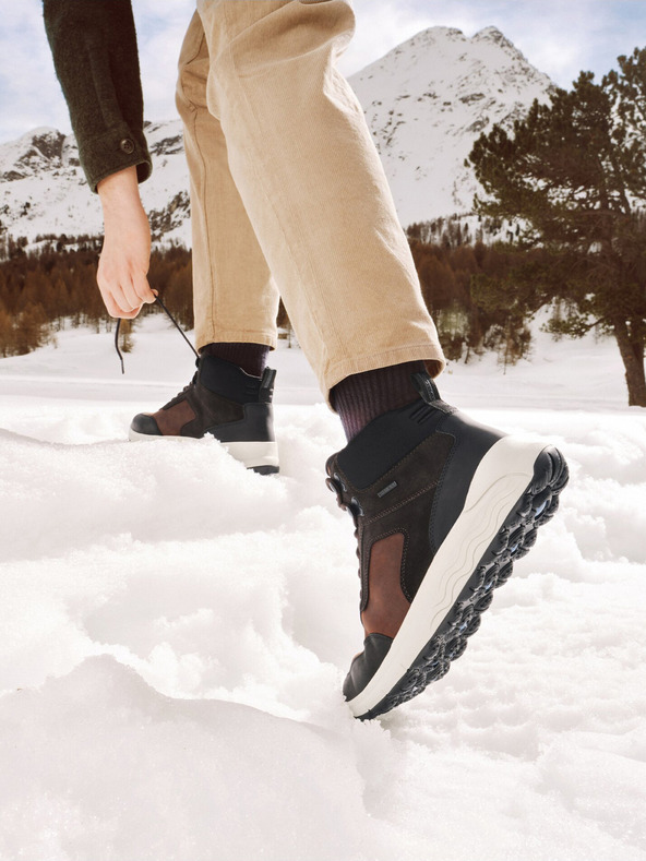 Geox Geox Spherica 4X4 ABX smeđe muške gležnjače