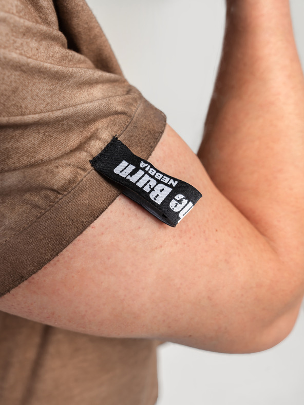 Nebbia Isprana pamučna majica MAX OUT 357