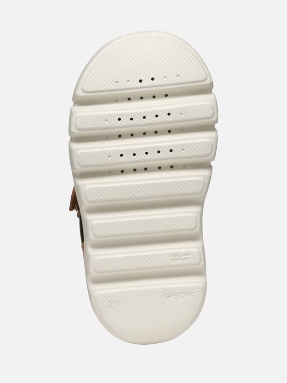 Geox Smeđe dječačke zimske cipele Geox Willaboo B Ab