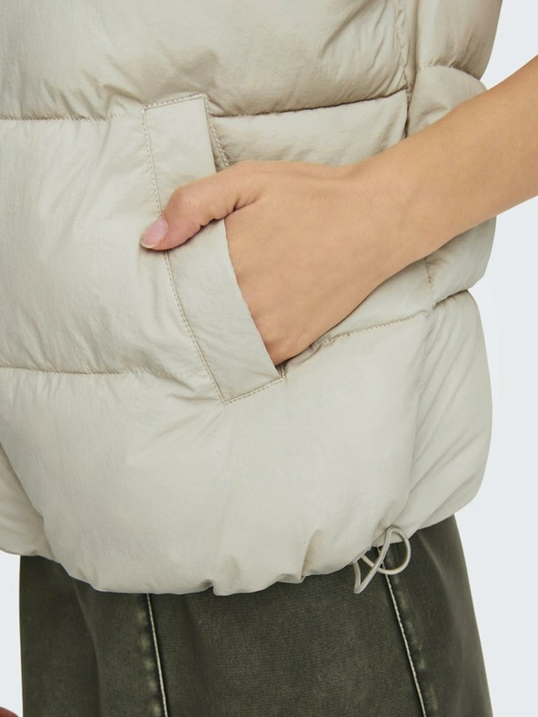 ONLY Bež ženski prošiveni prsluk ONLY Wanja