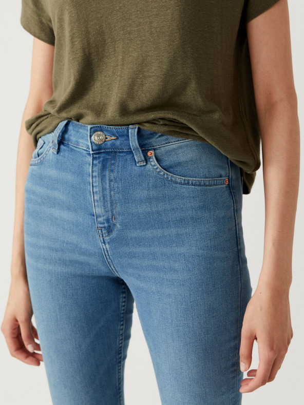 Marks & Spencer Traperice