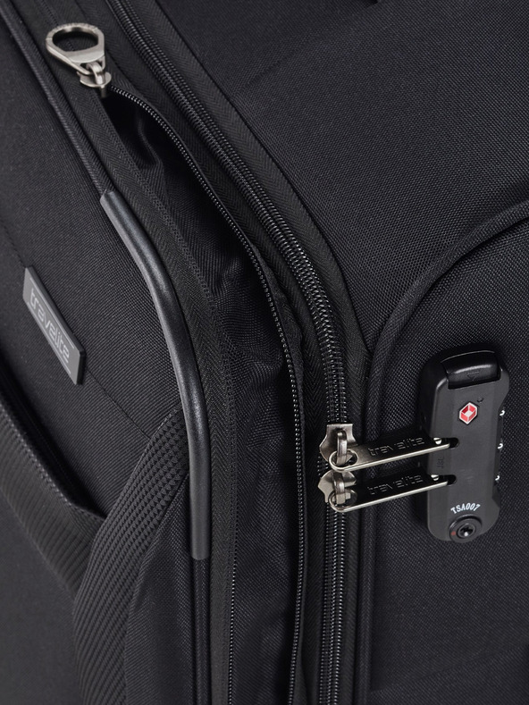 Travelite Crni putni kofer Travelite Chios M Black