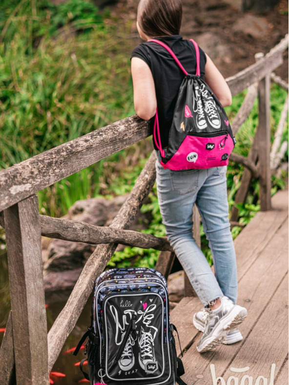 BAAGL  Crna torba s Baagl džepom za tenisice