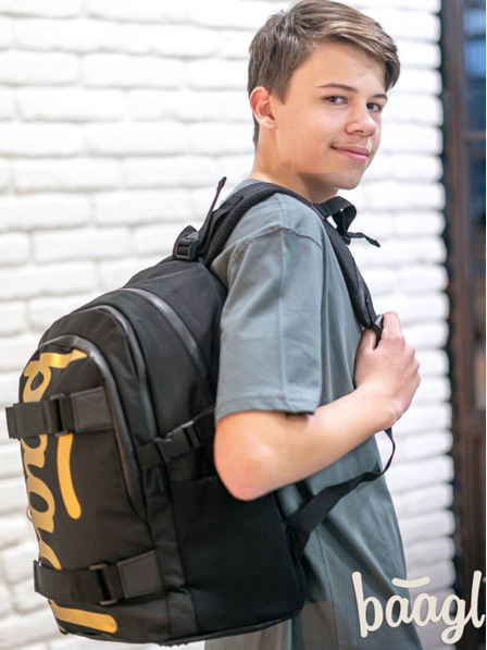 BAAGL  Crni školski set - ruksak, pernica i torba Baagl Skate Gold