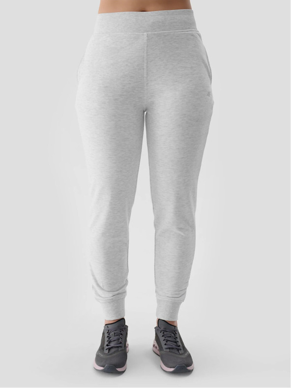 4F Ženska trenirka tip jogger 4F