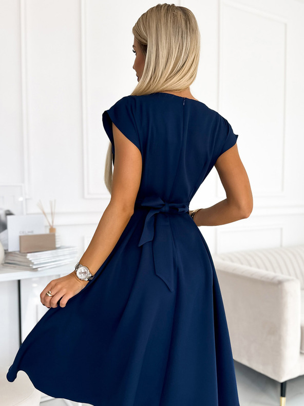 numoco Produžena haljina s dekolteom - tamnoplava Numoco SCARLETT