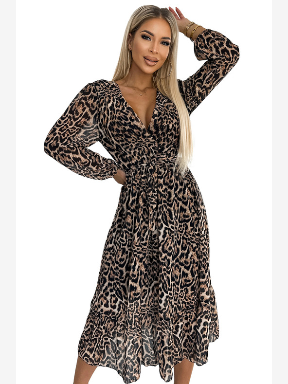 numoco Duža haljina od šifona s dekolteom, volanima i remenom - leopard print Numoco WILD