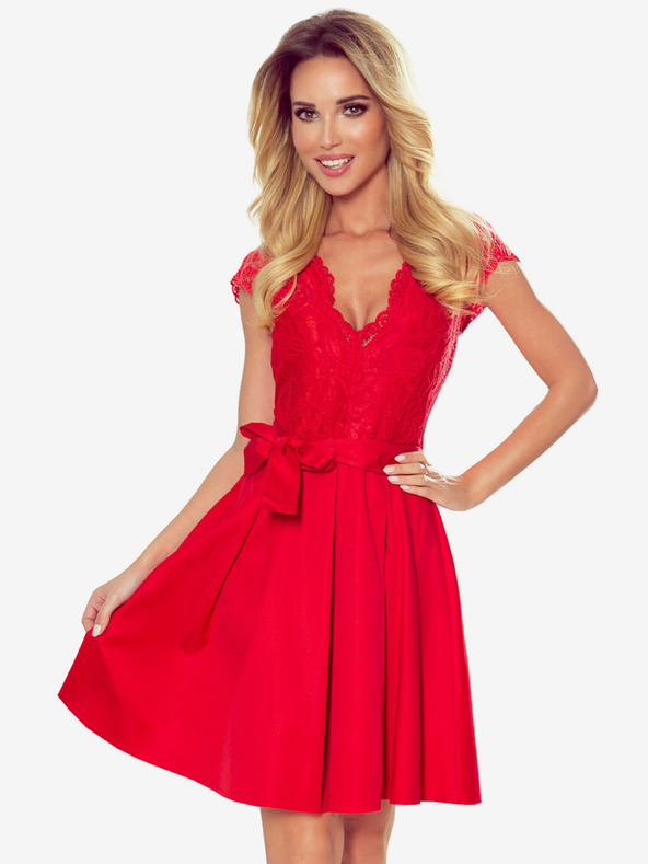 numoco Haljina s dekolteom i čipkom - crvena boja Numoco ANNA