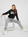 GAP Dukserica s metalik logom GAP