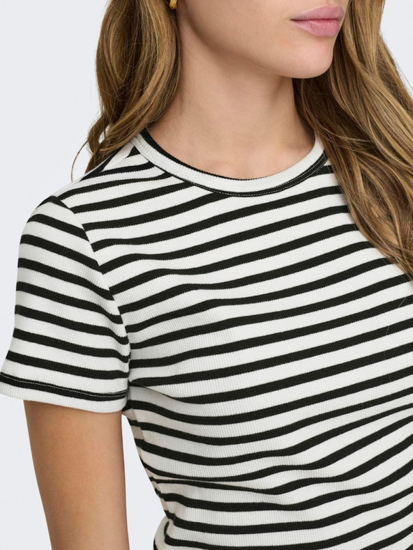 Jacqueline de Yong Crno-bijela ženska majica na pruge JDY Solar