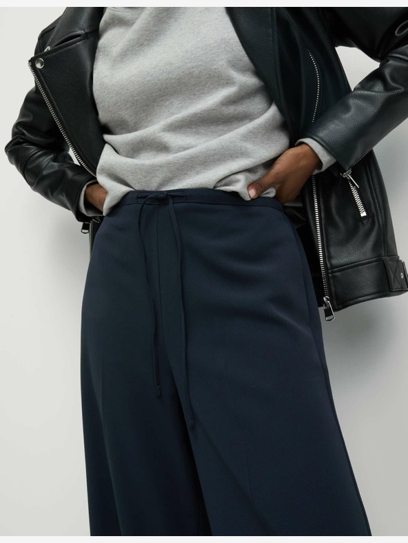 Marks & Spencer Marks & Spencer široke krep hlače s elastičnim strukom u tamnoplavoj boji