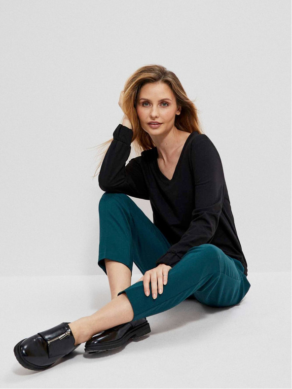 Moodo Crna ženska majica Moodo s V izrezom