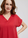 Moodo Moodo crvena košulja s V izrezom i kratkim rukavima