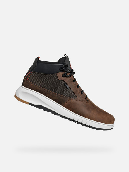 Geox Geox Aerantis 4X4 B Abx smeđe muške gležnjače