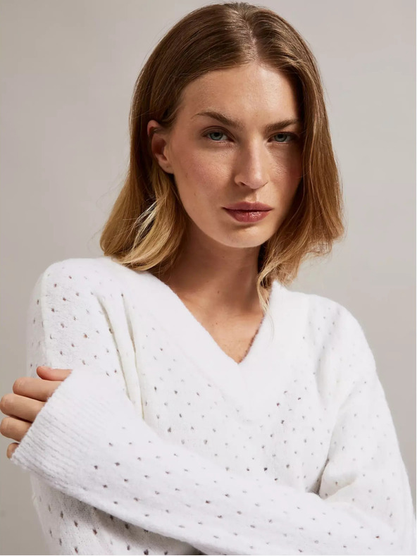 Moodo Moodo bijeli džemper s V izrezom