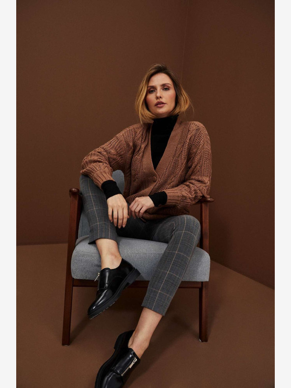 Moodo Moodo sive ženske hlače na kockice