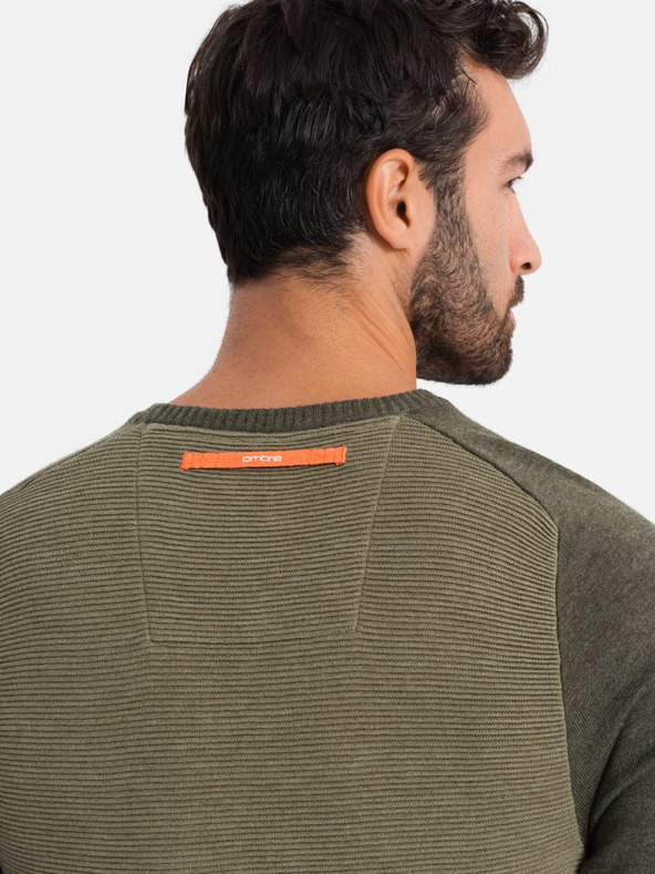 Ombre Clothing Muški pleteni pulover RELAXED FIT s uzorkom zeleni Ombre Clothing