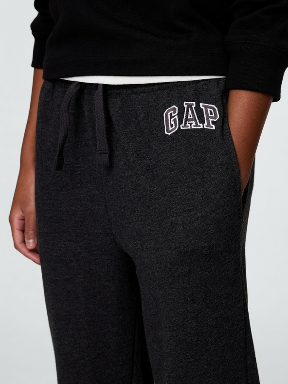 GAP Dječje trenirke s logom GAP