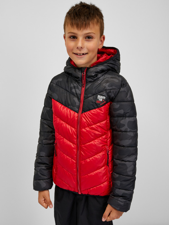 Sam 73 Crno-crvena dječačka prošivena jakna s kapuljačom SAM 73 Jerry