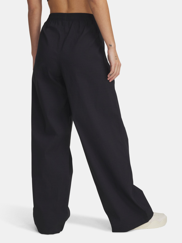 Under Armour Ženske sportske hlače Under Armour UA Unstoppable Wvn Parachute