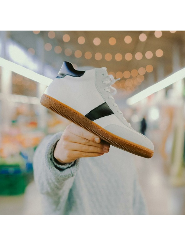 Vasky Ženske kožne tenisice/čizme crno-bijele BOTAS