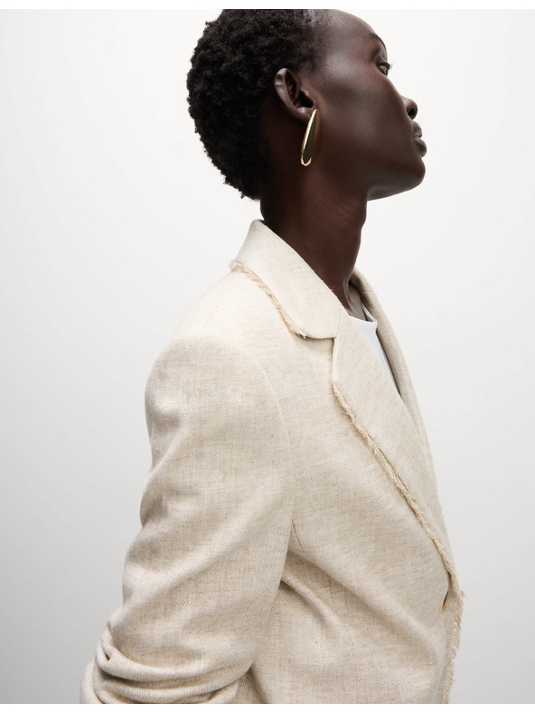 Marks & Spencer Melanž blazer s otrcanim rubovima i visokim udjelom lana Marks & Spencer kremasta