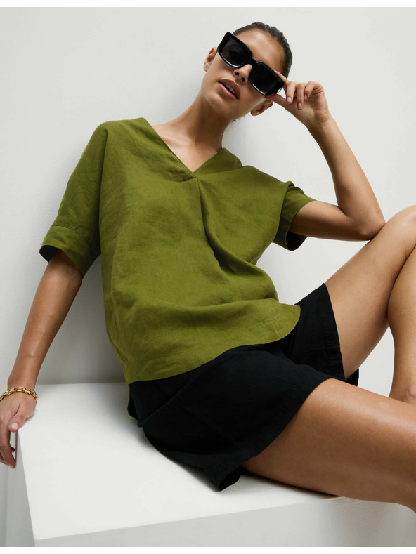 Marks & Spencer Labava bluza preko glave s V-izrezom od čistog lana Marks & Spencer zelena