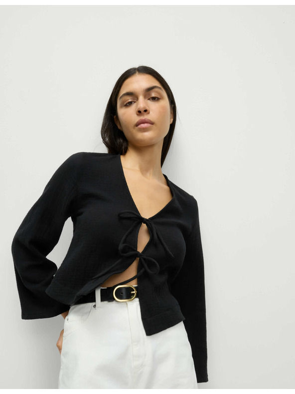 Marks & Spencer Plaža top s V-izrezom i vezom sprijeda od čistog pamuka Marks & Spencer crna