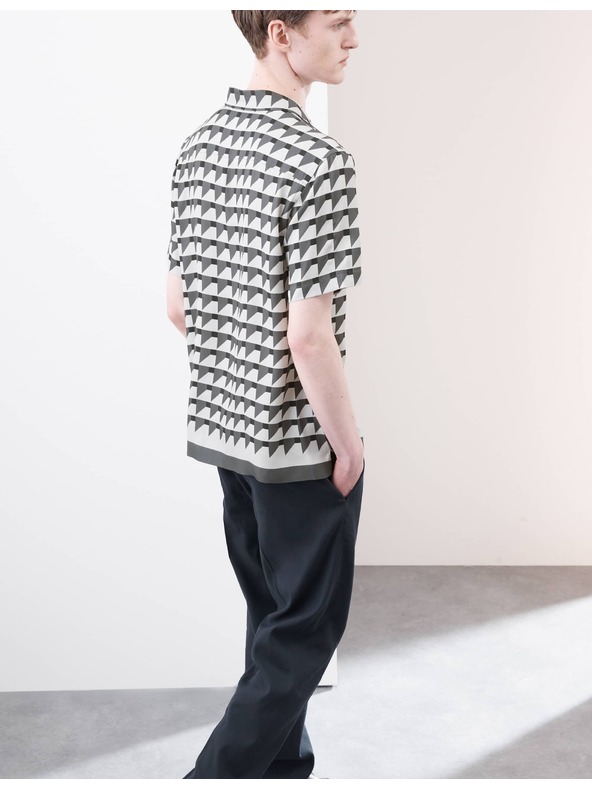 Marks & Spencer Košulja s geometrijskim tiskom, normalan kroj Marks & Spencer siva