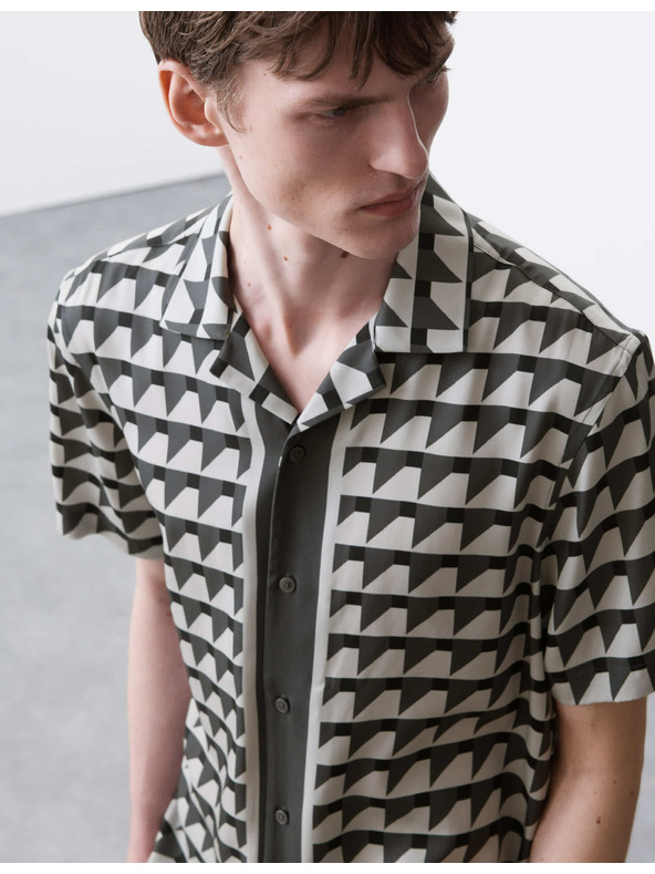 Marks & Spencer Košulja s geometrijskim tiskom, normalan kroj Marks & Spencer siva