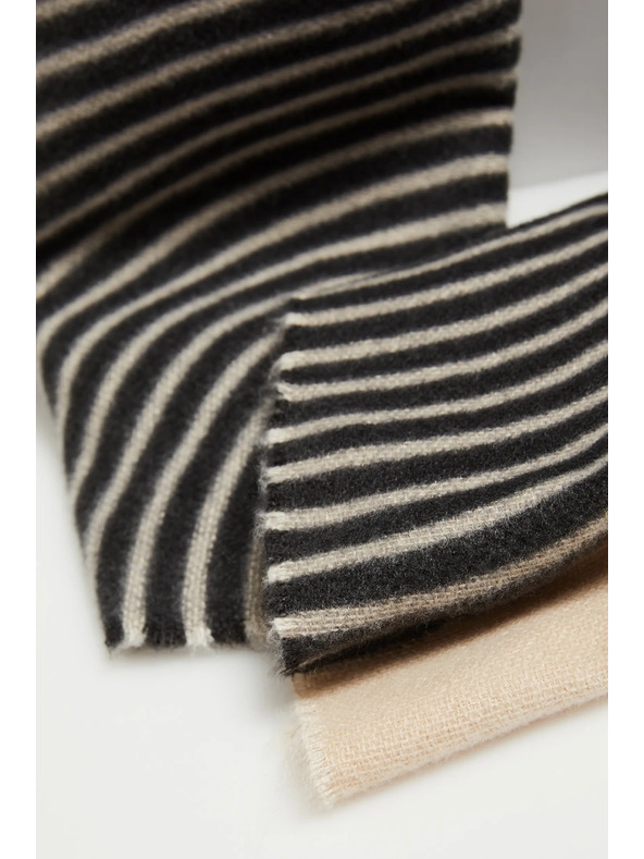 Moodo Crno-bež ženski šal s uzorkom Moodo