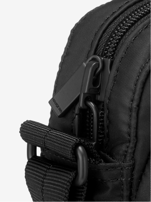 Hedgren Crna ženska torbica Hedgren Metro