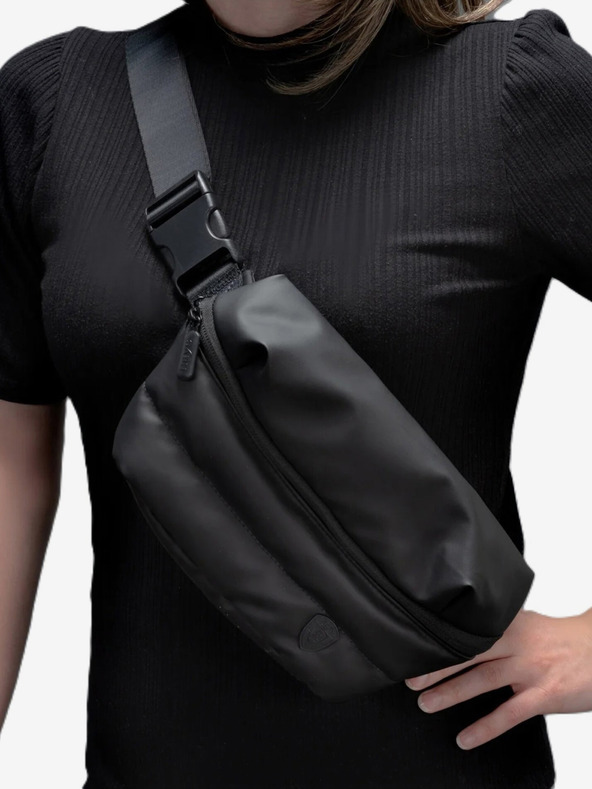 Heys Crna torbica oko struka Heys Puffer Mini Waist Bag