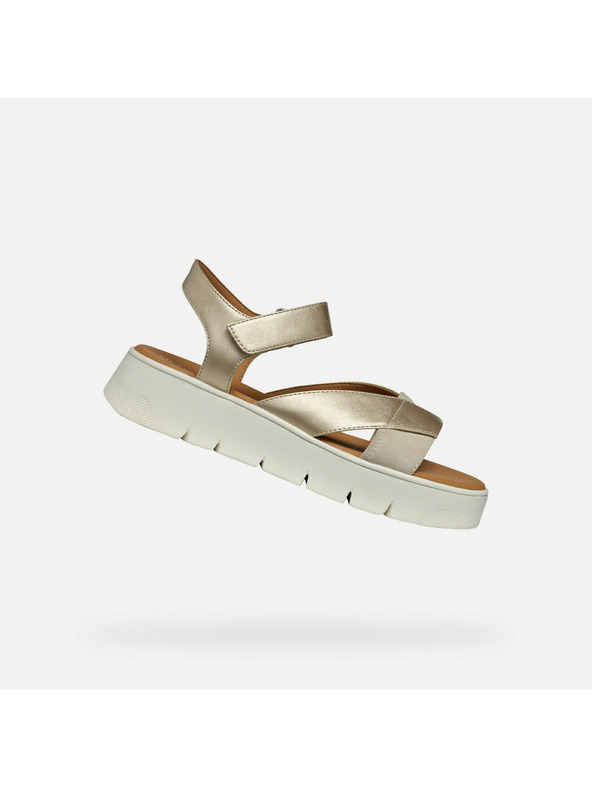 Geox Zlatne ženske sandale Geox Dandra 40