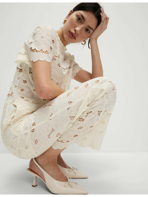 Marks & Spencer Čipkaste široke hlače Marks & Spencer krem