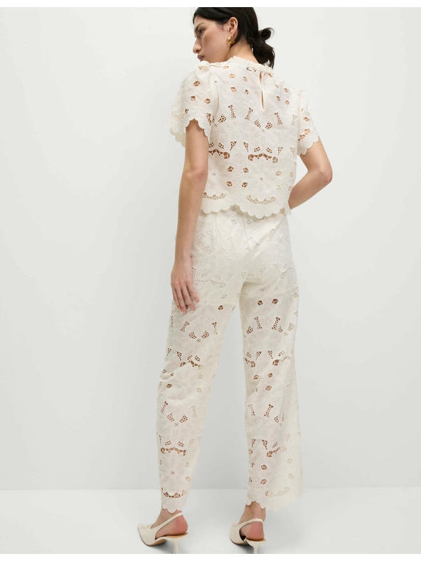 Marks & Spencer Čipkaste široke hlače Marks & Spencer krem