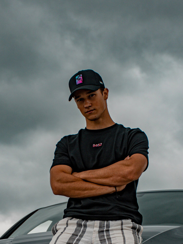 Be52 Be52 Palms šilterica premium crna