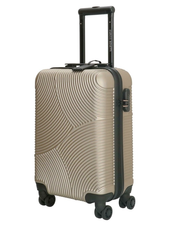 Enrico Benetti Enrico Benetti Louisville sa šampanjcem