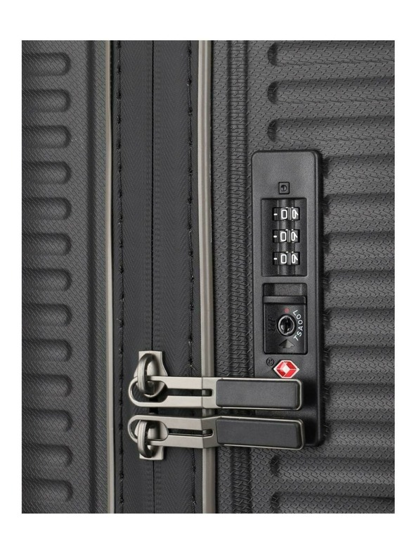 Travelite Travelite Roomer S crni kofer