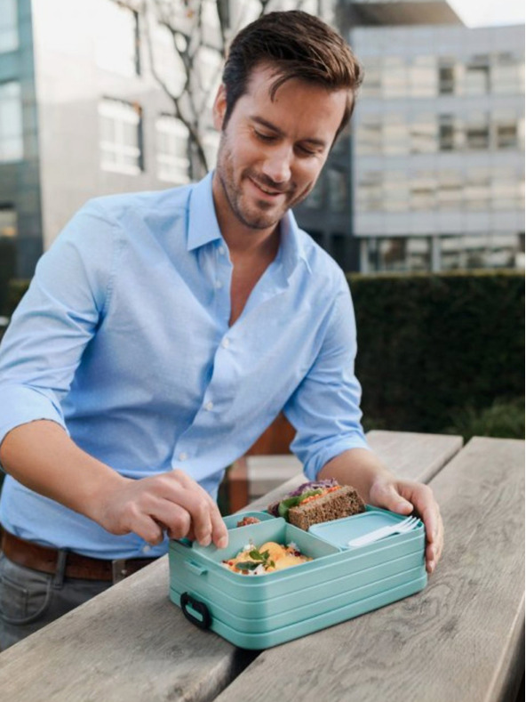 Mepal Svijetloplavi ručni box Mepal Bento Midi