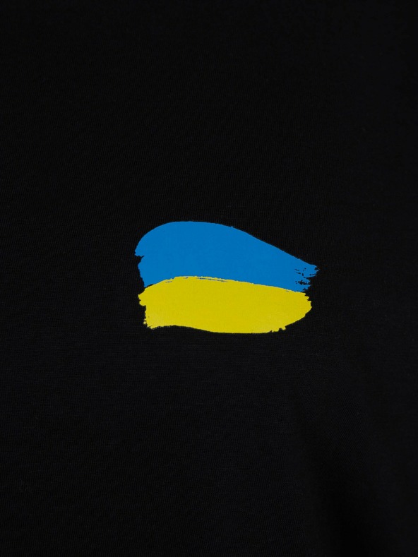 DOBRO Crna ženska oversize majica No need for words iz DOBRO kolekcije. za Ukrajinu