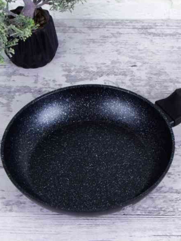 Berlingerhaus Tava s mramornom površinom 20 cm Black Rose Collection BERLINGERHAUS