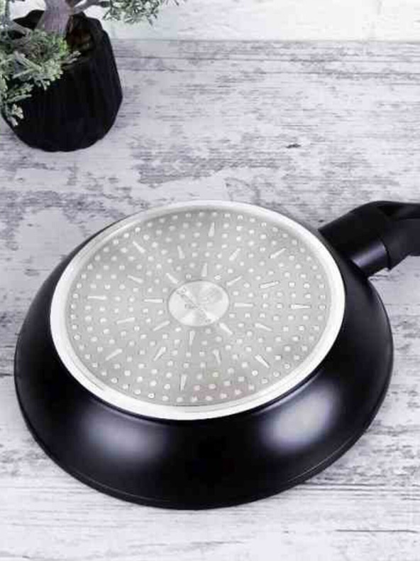 Berlingerhaus Tava s mramornom površinom 20 cm Black Rose Collection BERLINGERHAUS