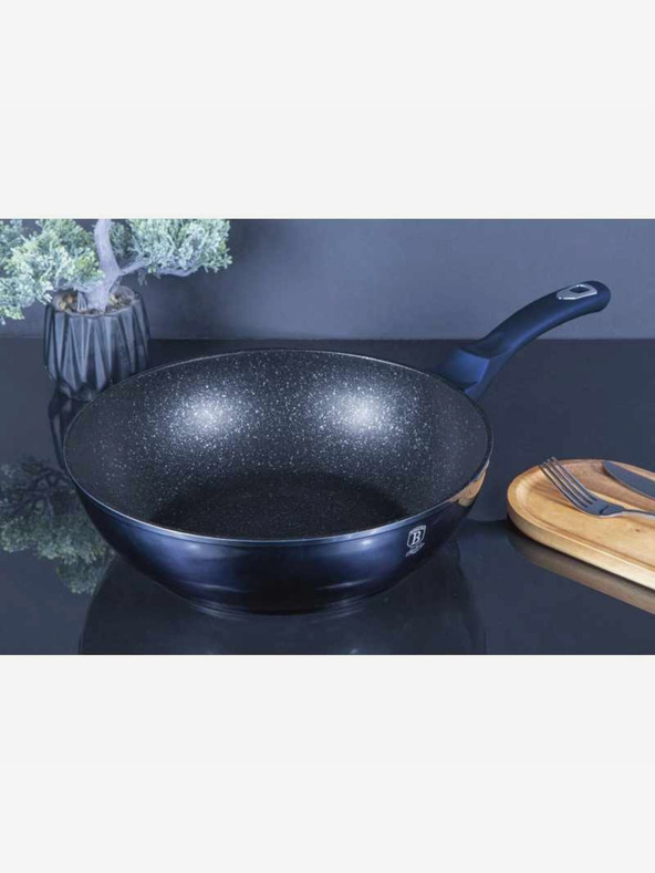 Berlingerhaus Wok tava s mramornom površinom 30 cm BERLINGERHAUS Metallic Line Aquamarine Edition